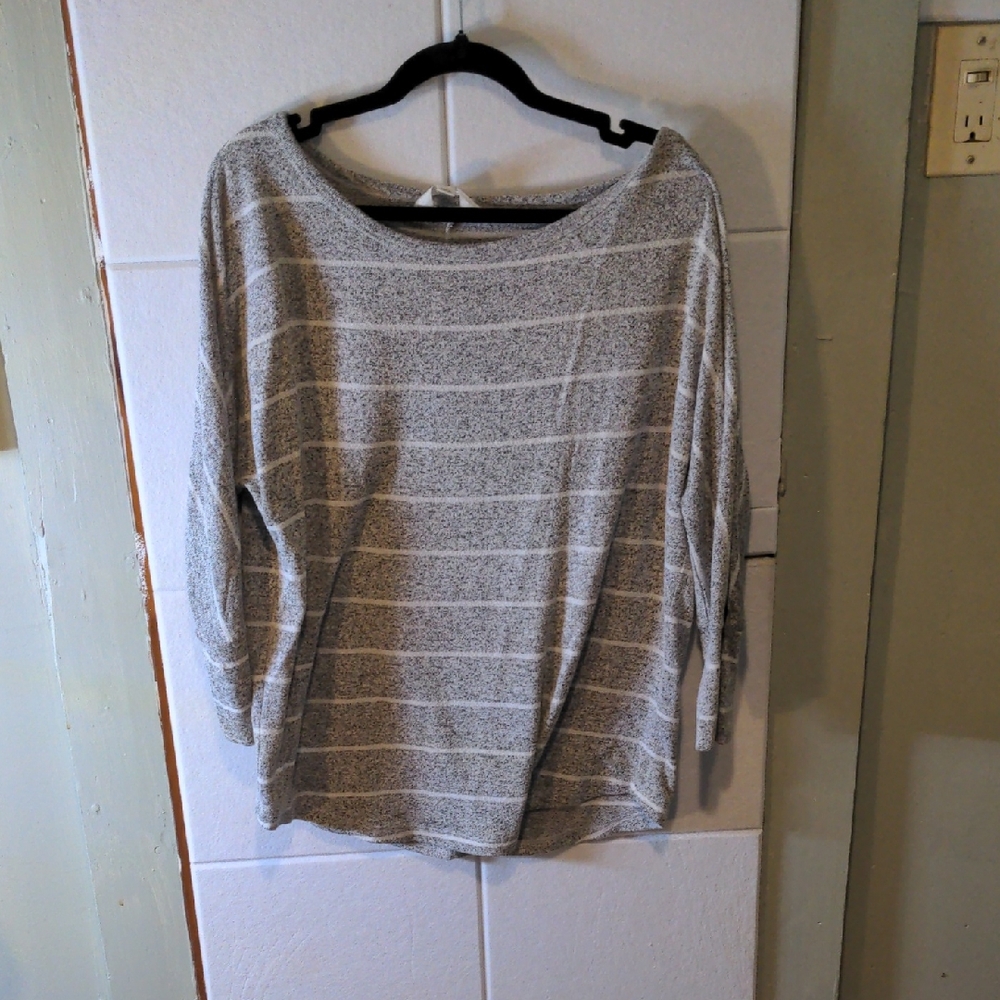 Market & Spruce Gray and White Striped Scoop Neck Sweater